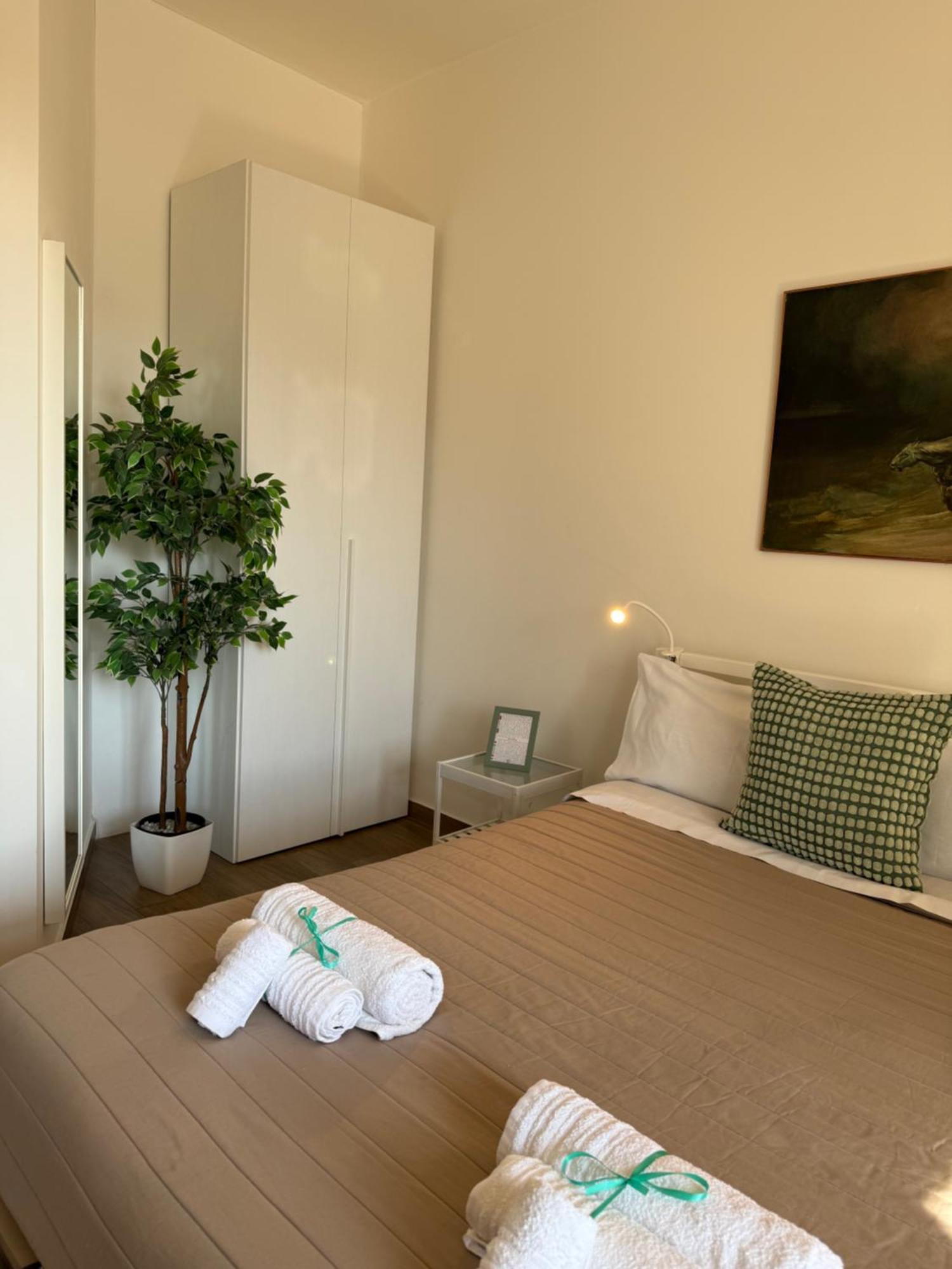 Loft Corso Trieste Free Parking & Kitchen Бари Экстерьер фото